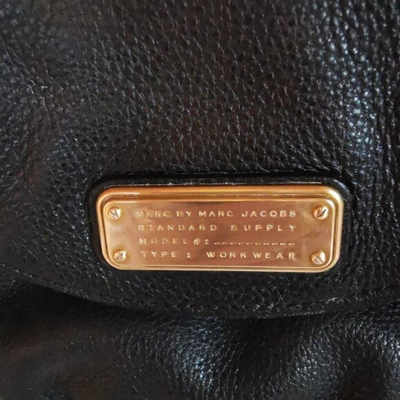 Marc by Marc Jacobs Black Pebbled Leather Top Flap Crossbody Bag Purse - Picture 8 of 12